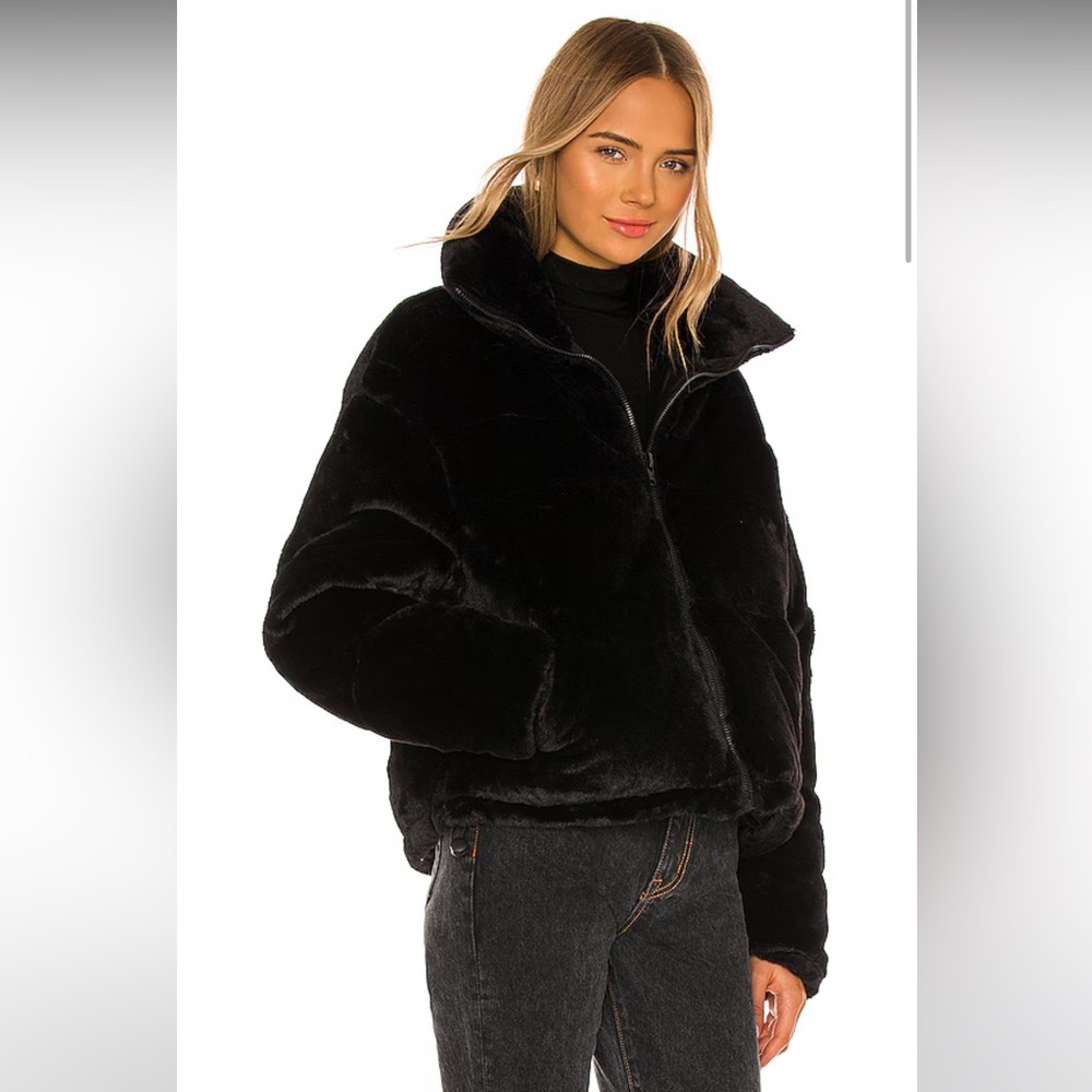 Apparis Billie Faux Fur Puffer Jacket in Noir Black